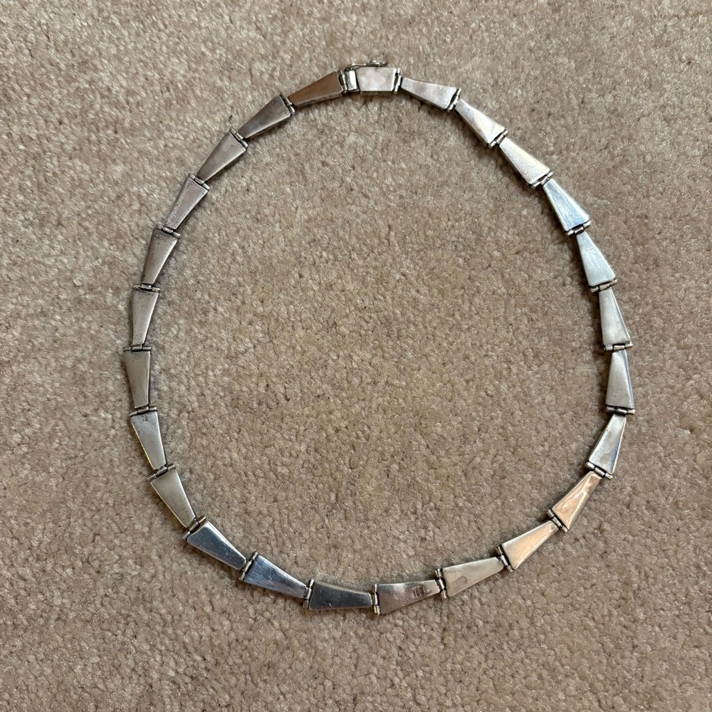 Vintage Sterling Silver and Lapis Necklace - Picture 2 of 4